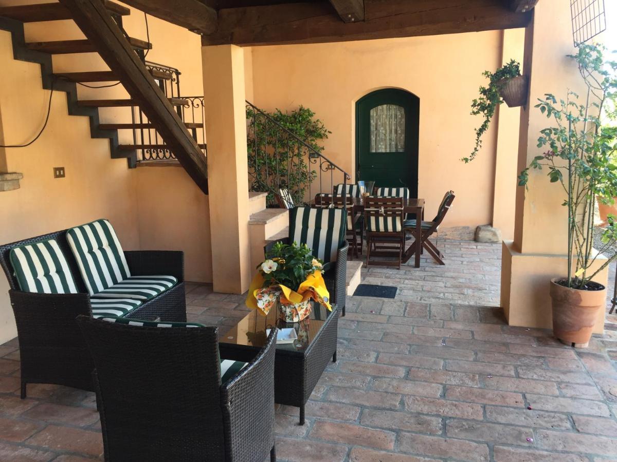 Agriturismo Corte Bebbi Bibbiano  Exterior foto